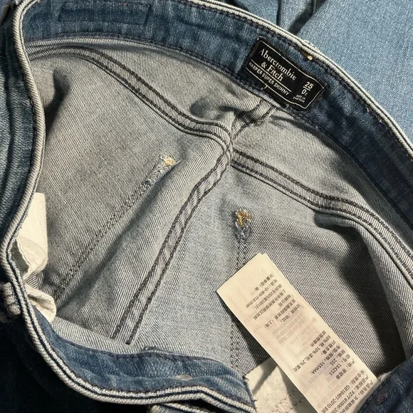 Abercrombie & Fitch Blue Skinny Jeans - Picture 5 of 5